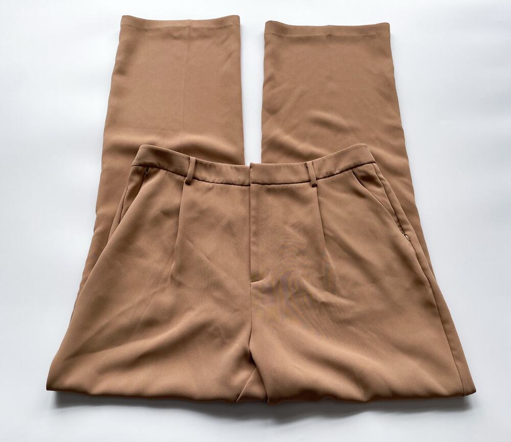 Good American Suiting Column Pleated Trouser Pants in Pecan Color Size 14/32